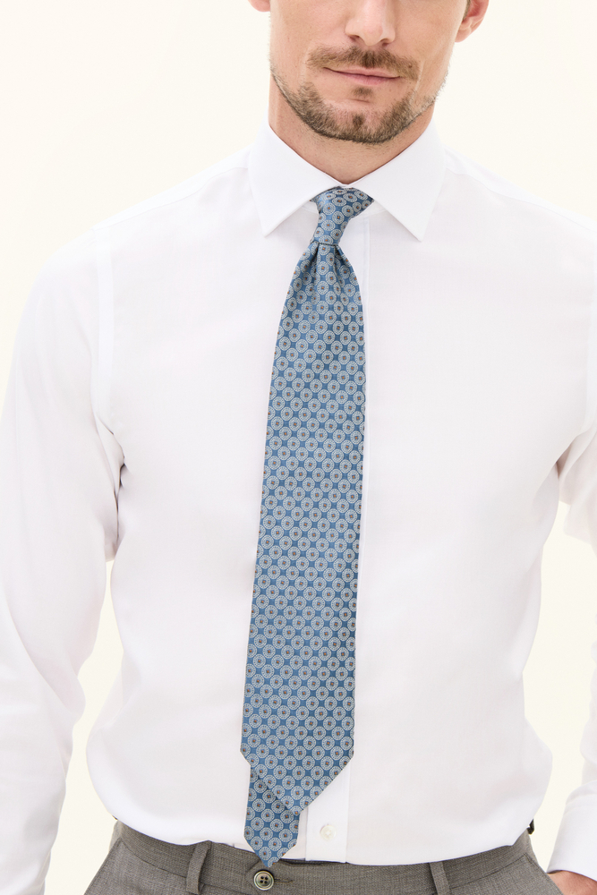 Micro Pattern Tie